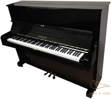 YAMAHA U3E